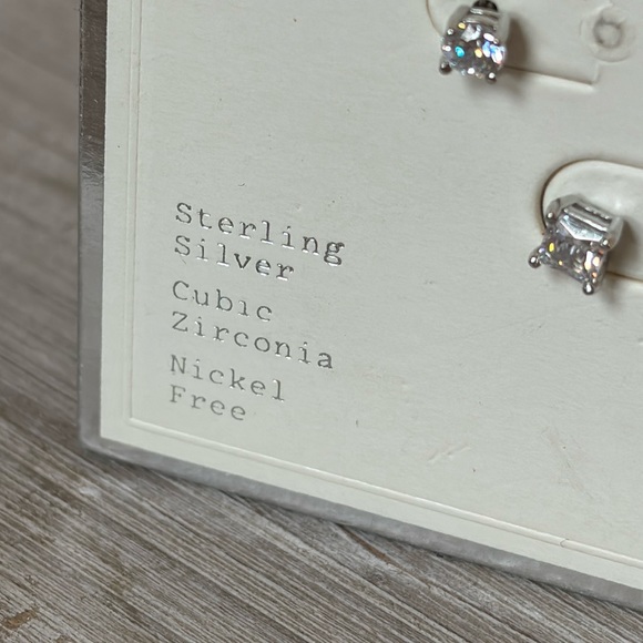 NWT A New Day 5 Sets of Stud Earrings - Picture 5 of 6